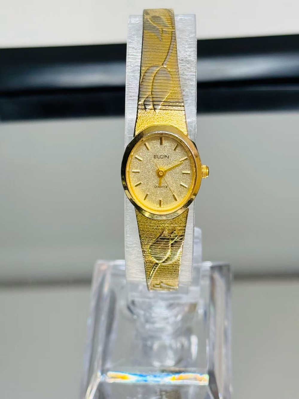 Vintage Elgin Women’s Quartz Watch Gold Tone Bracelet 16mm New Battery Runs